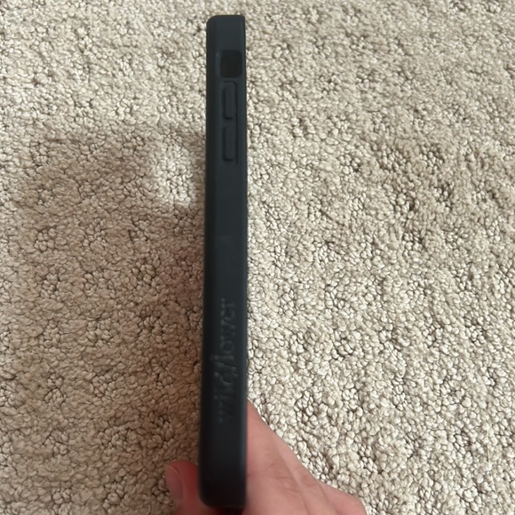 Wildflower Flower Case - Picture 3 of 5